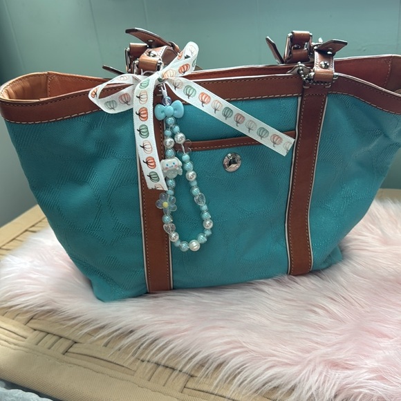 Coach VINTAGE FALL Turquoise and Tan Shoulder Bag - Picture 3 of 10